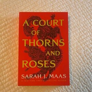 A Court of Thorns and Roses Book